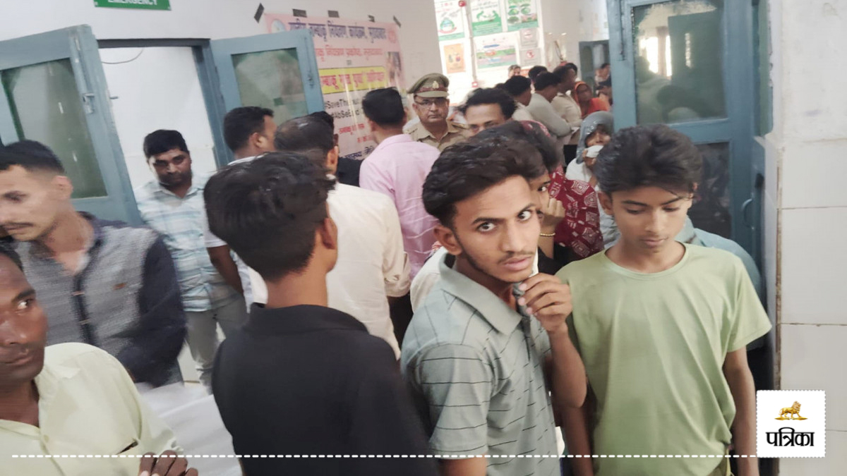 UP Accident: आगरा हाईवे पर दर्दनाक सड़क हादसा, डंपर ने ई-रिक्शा को रौंदा, दो
छात्राओं की दर्दनाक मौत