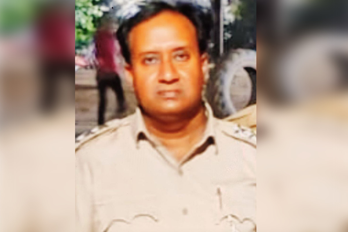 RTO इंस्पेक्टर ने काटा ऑन लाइन चालान, बौखलाया ड्राइवर, ट्रेलर से कुचलकर मौत की
नींद सुलाया