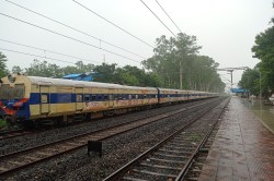 Railway news: यात्रीगण कृपया ध्यान दें! अंबिकापुर-जबलपुर एक्सप्रेस सहित ये 10
ट्रेनें 6 दिन तक रहेंगीं रद्द, देखें पूरा शेड्यूल - image
