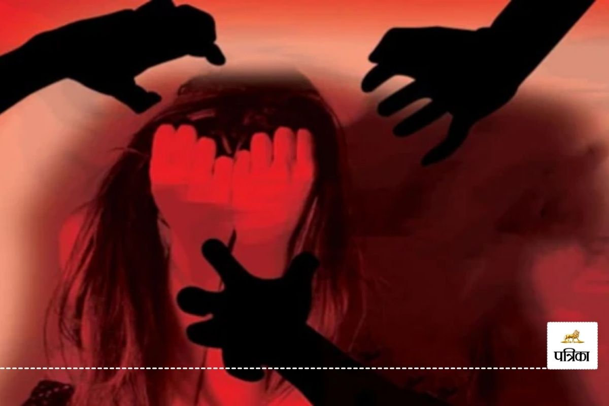 मंगेतर के सामने ही गांव के 6 दरिंदों ने युवती साथ गैंगरेप कर VIDEO किया वायरल,
फुटकर रोई पीड़िता