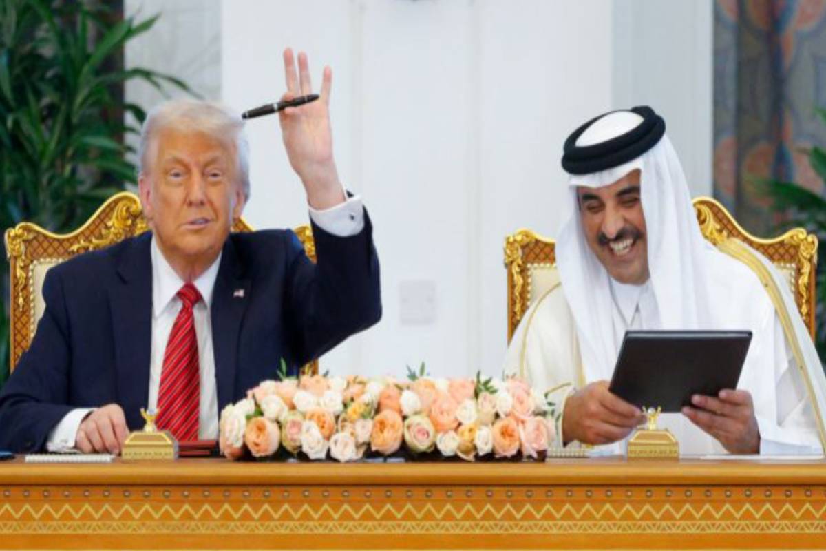 Qatar-USA Mega Deal: डोनाल्ड ट्रंप की मौजूदगी में बोइंग से 200 अरब डॉलर की
रिकॉर्ड जेट खरीद !