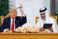 Qatar-USA Mega Deal: डोनाल्ड ट्रंप की मौजूदगी में बोइंग से 200 अरब डॉलर की
रिकॉर्ड जेट खरीद ! - image