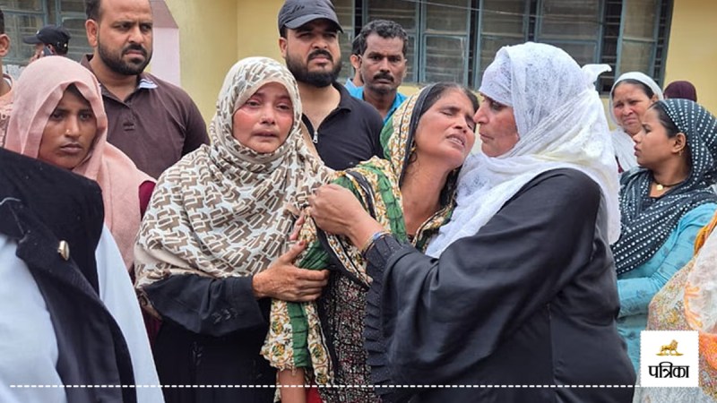 Uncle nephew died on Moradabad-Agra Highway Accident