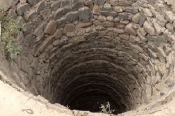 खुले कुएं में गिरने से युवक की मौत, जयपुर कलक्टर ने मांगी रिपोर्ट, तहसीलदार बोले
: ढकने का नोटिस दिया था, अब FIR होगी - image
