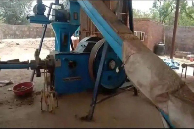 Wood will be made from cow dung, thousands of trees will be saved from being cut