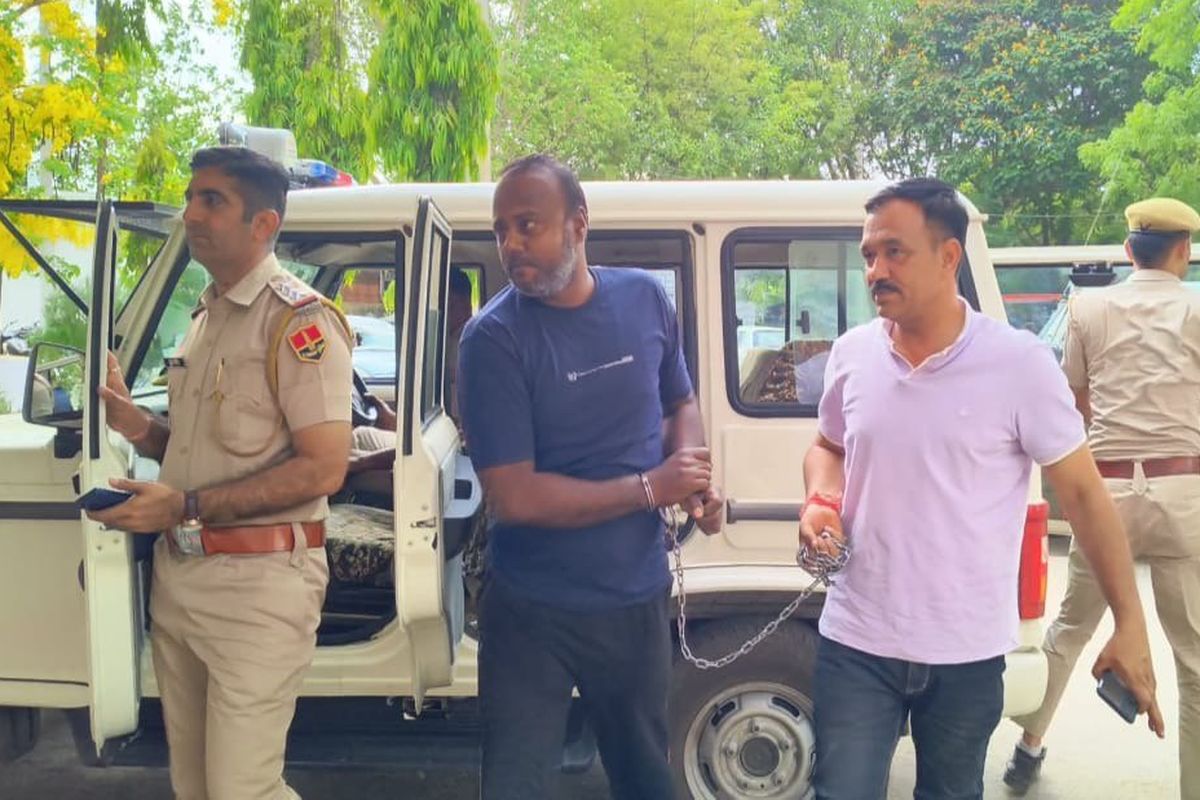 साइको किलर दीपक जेल से गिरफ्तार