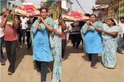 CG News: पूर्व MLA शकुंतला साहू ने निभाया बेटे का फर्ज, मां की अर्थी को दिया
कंधा… देखें Video - image