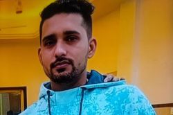 विवाहिता की बेवफाई से बेकरी संचालक ने की खुदकुशी, होटल के कमरे में फांसी पर लटका
मिला शव - image