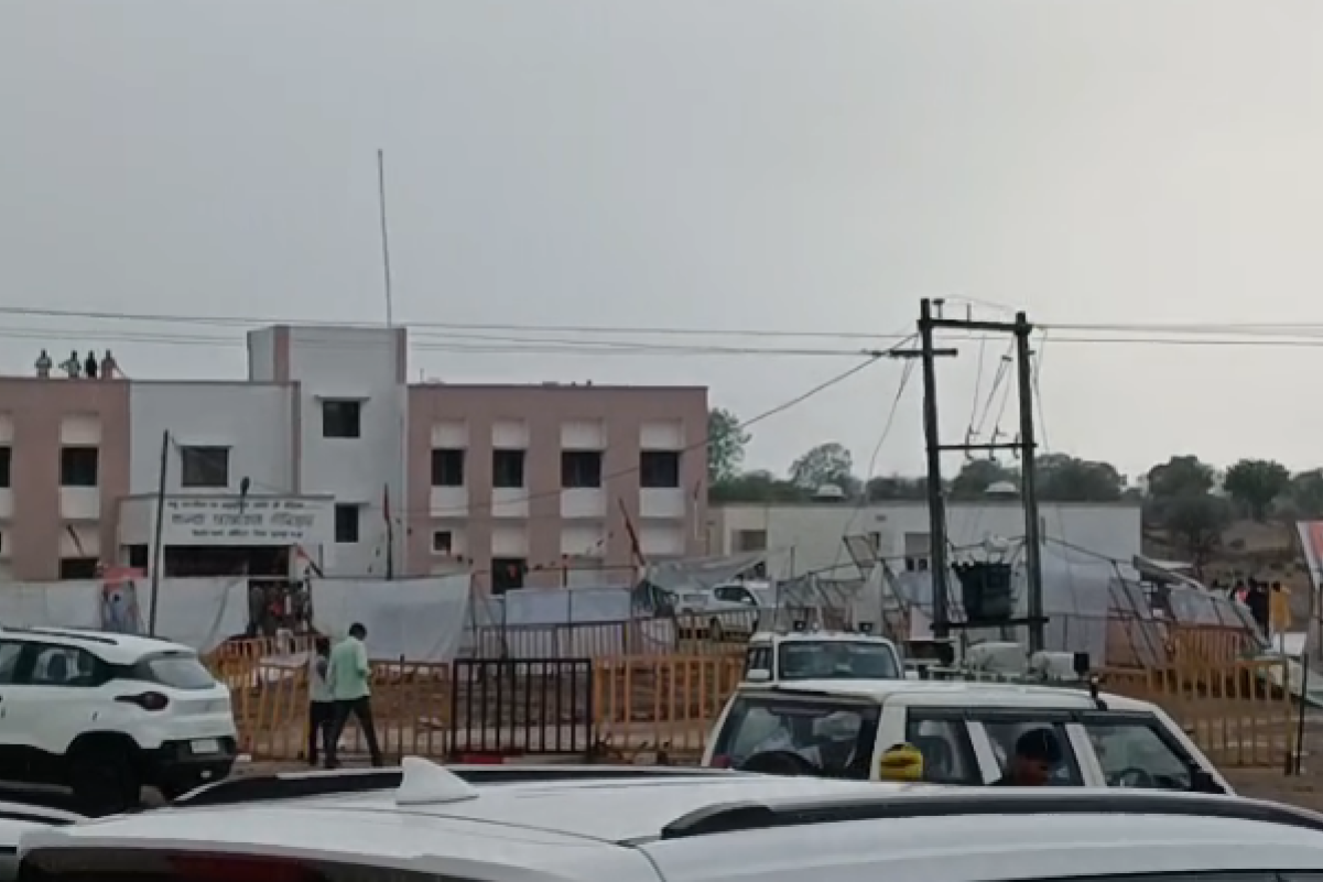 Video News: बिगड़ते मौसम ने सीएम मोहन यादव के कार्यक्रम में डाला खलल