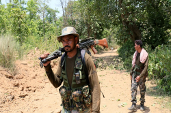 Operation Sankalp: सुरक्षा बलों ने 31 नक्सलियों को किया ढेर, शव लेने के लिए
परिजनों की लगी भीड़ - image
