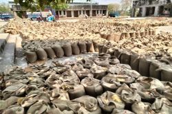 चना खरीद केंद्र से निराश लौटे किसान - image