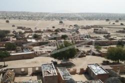 पाक से 100 मीटर दूर 56 इंच का सीना रखते हैं 56 गांव, ग्रामीण बोले- हमें भारतीय
फौज पर पूरा भरोसा - image