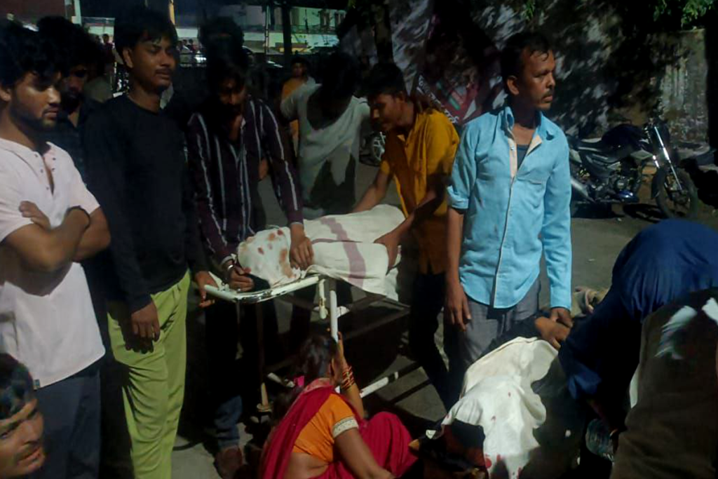 Amarwara-Chaurai Road Accient