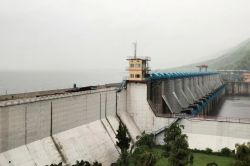 राजस्थान में भीषण गर्मी से बांध हो रहे खाली, दो माह में इतना घटा पानी; उड़ी
अफसरों की नींद - image
