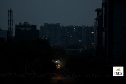 Blackout: देश में कई जगहों पर मॉक ड्रिल और ब्लैक आउट, अंधरे में डूबे कई शहर - image