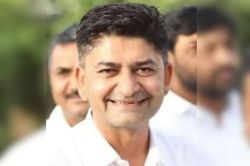 जोधपुर के जाने-माने प्रॉपर्टी डीलर की कुल्हाड़ी से हत्या, मुख्य आरोपी सहित 4
गिरफ्तार, निर्मम हत्याकांड की वजह आई सामने - image
