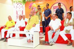 सच्चा समाजसेवी वही है जो जीवन के सुख-दुख में सहभागी हो – बिरला - image