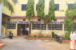 CG Board Result: सरकारी ने निजी स्कूलों को छोड़ा पीछे, छात्राएं छात्रों से
निकलीं आगे - image
