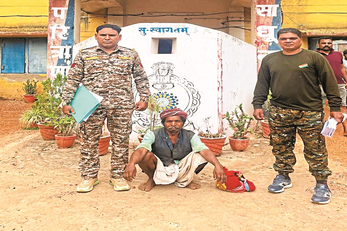 CG Crime: खेत में रखवाली के दौरान विवाद, कुल्हाड़ी से कर दिया महिला पर हमला