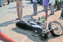 CG News: छत्तीसगढ़ में लागू हुई केंद्र सरकार की नई योजना, दुर्घटना में घायलों को
मिलेगा 1.50 लाख तक मुफ्त इलाज - image