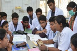 CG News: छत्तीसगढ़ ने मेडिकल एजुकेशन में मारी छलांग, 9 साल में तीन गुना से
ज्यादा बढ़ गईं एमबीबीएस की सीटें - image