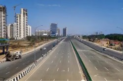 Bharatmala fraud: 35 गांवों की जमीन की खरीदी-बिक्री पर रोक, इसके बाद भी कर दी
रजिस्ट्री - image