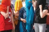 CG Crime: रायपुर के दो होटलों में देह व्यापार, 10 कॉलगर्ल पकड़ी गई