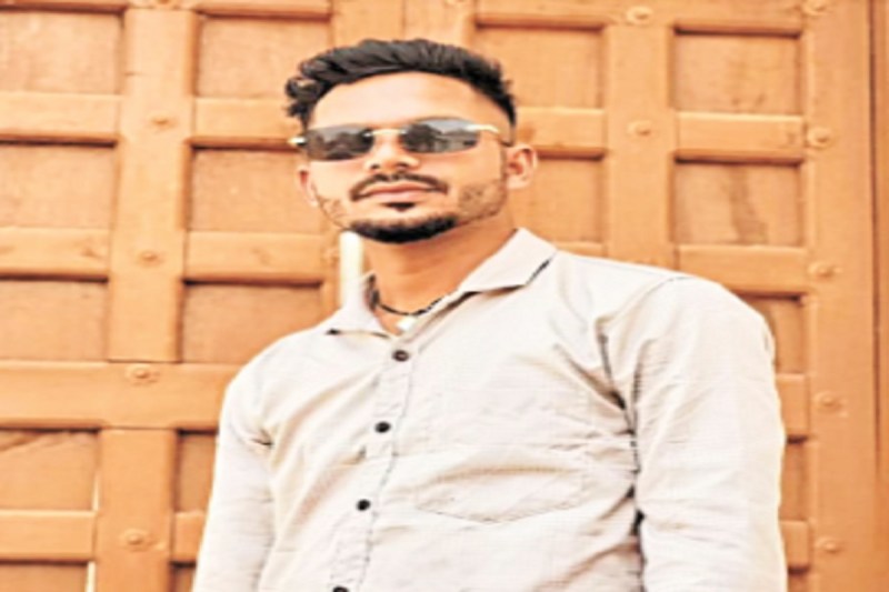 DJ Operator's Suicide in CG: Family in Shock