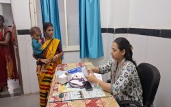 जंक फूड और आइसक्रीम से परहेज करें, घर का ताजा भोजन ही बेहतर विकल्प - image