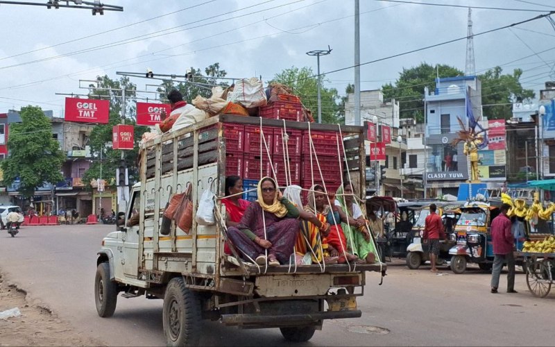 passenger on goods vehical
