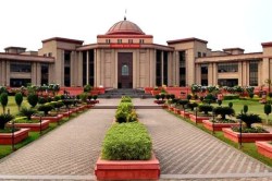 CG High Court: ब्लैक लिस्ट का ठेकेदार अवधि पूरी होने पर ले सकेगा टेंडर में भाग,
हाईकोर्ट ने दिया महत्वपूर्ण निर्णय - image