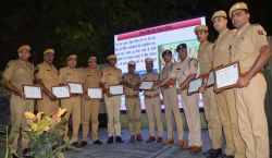 पुलिस के 108 जवान सम्मानित, ढाई सौ जवानों ने स्वास्थ्य की जांच कराई - image
