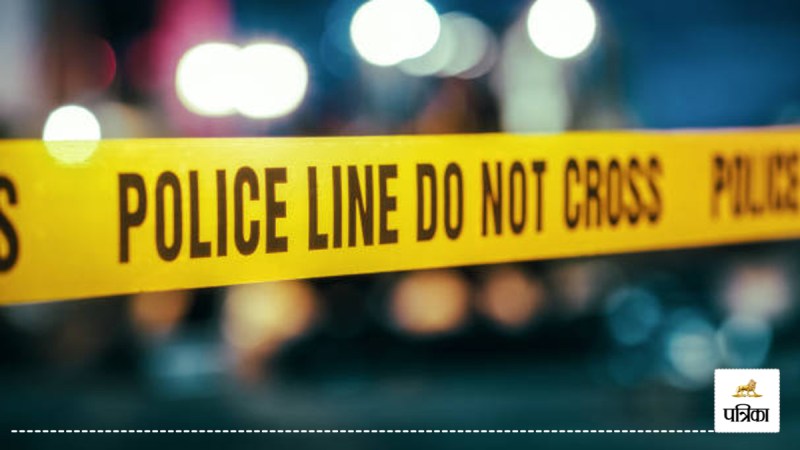 dead body of elderly woman in flat was found in Moradabad