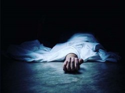 खेड़ा : कार-रिक्शा की टक्कर में परिवार के तीन सदस्यों की मौत, 4 अन्य घायल - image