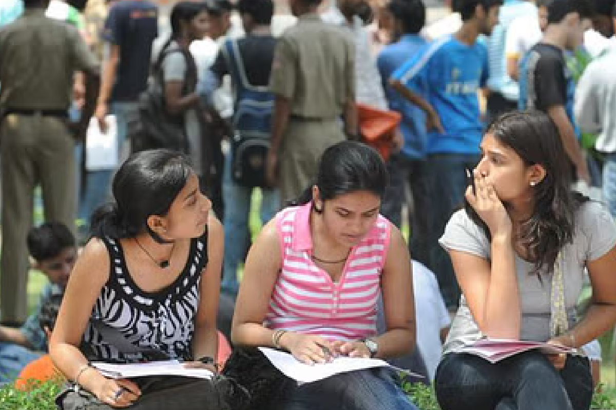 BSc, BCom के छात्र अब नहीं कर पाएंगे मनपसंद MA, इस नए नियम ने बढ़ाई मुश्किल!