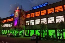 Operation Sindoor: वीरता की रोशनी में नहाए रेलवे स्टेशन, सुना रहे वीरता की गाथा - image