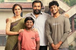 Tourist Family OTT: तीन दिन में 6.20 करोड़ कमाए!अब ओटीटी पर आने की तैयारी में है
ये हिट तमिल कॉमेडी ड्रामा - image