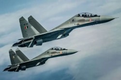 Operation Sindoor: इस लड़ाकू विमान के दम पर भारत ने पाकिस्तान के 3 एयरबेस को
किया ‘धुंआ-धुंआ’, इसी से चलाई थी ब्रह्मोस - image