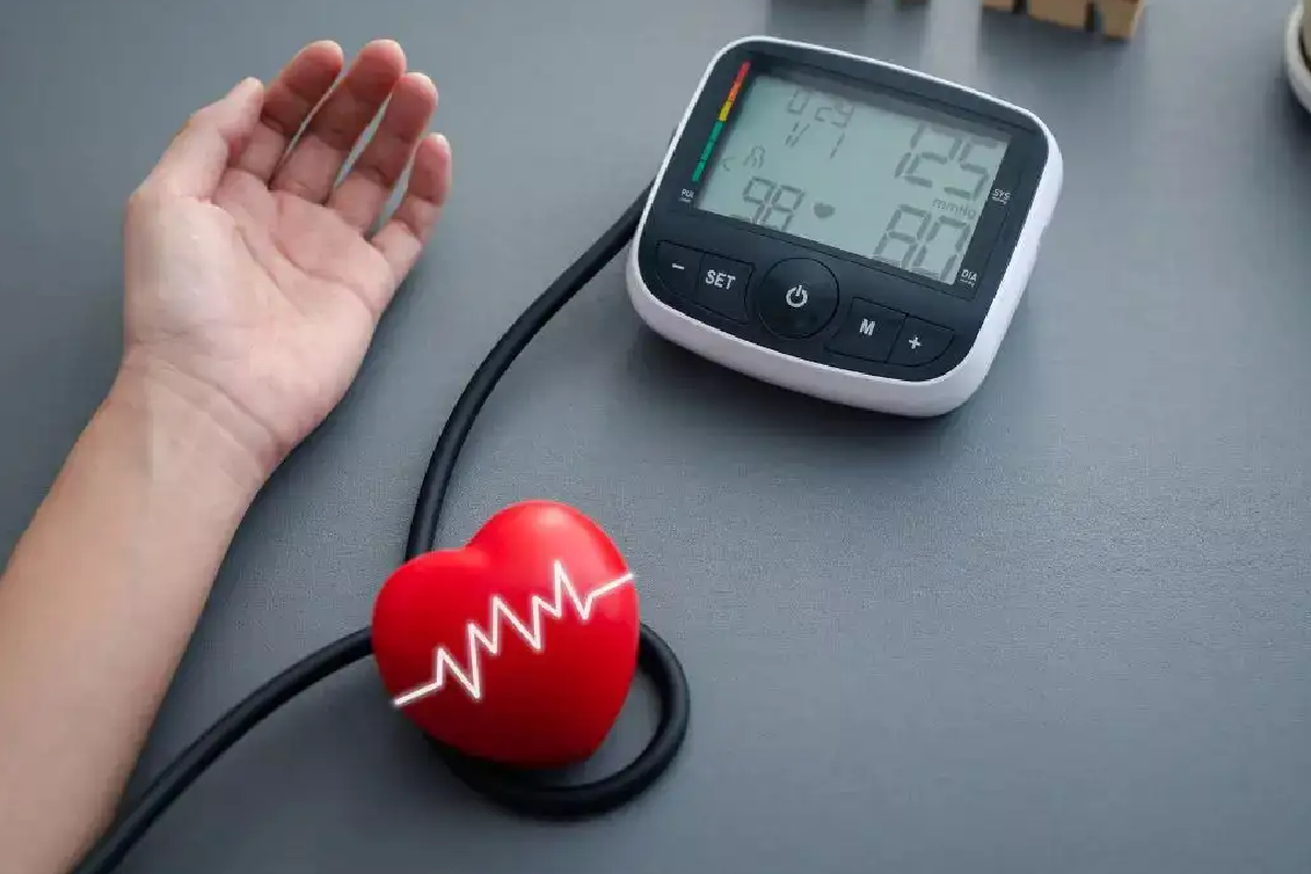 Due to increasing screen time youth are facing the problem of high blood pressure in narmadapuram mp