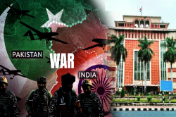 भारत-पाकिस्तान युद्ध के बीच एमपी में हाई अलर्ट, गृह विभाग ने 14 बंदुओं की
एडवाइजरी जारी की - image