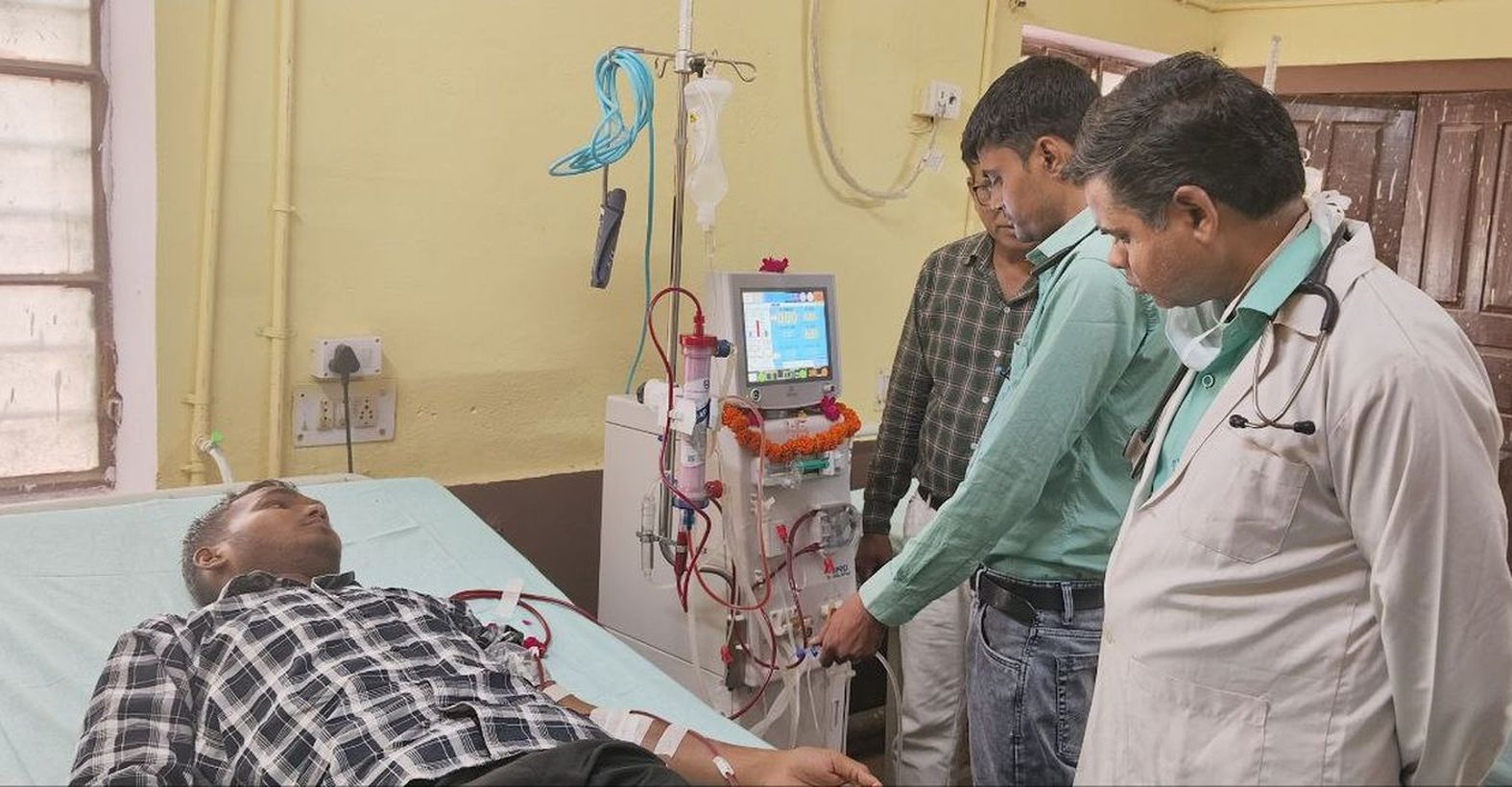 रंग लाई पत्रिका की मुहिम :14 माह बाद जिला चिकित्सालय में डायलिसिस शुरू, किडनी
रोगियों को मिली बाहर जाने से राहत