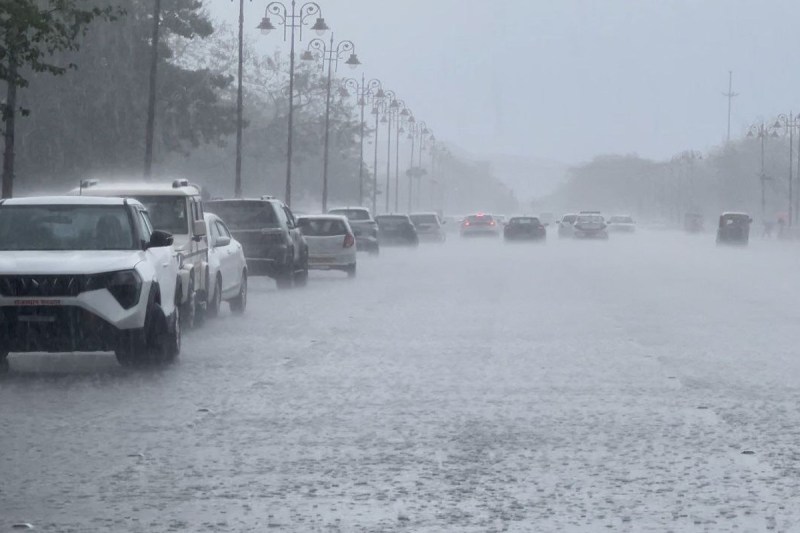 heavy rain in jaipur