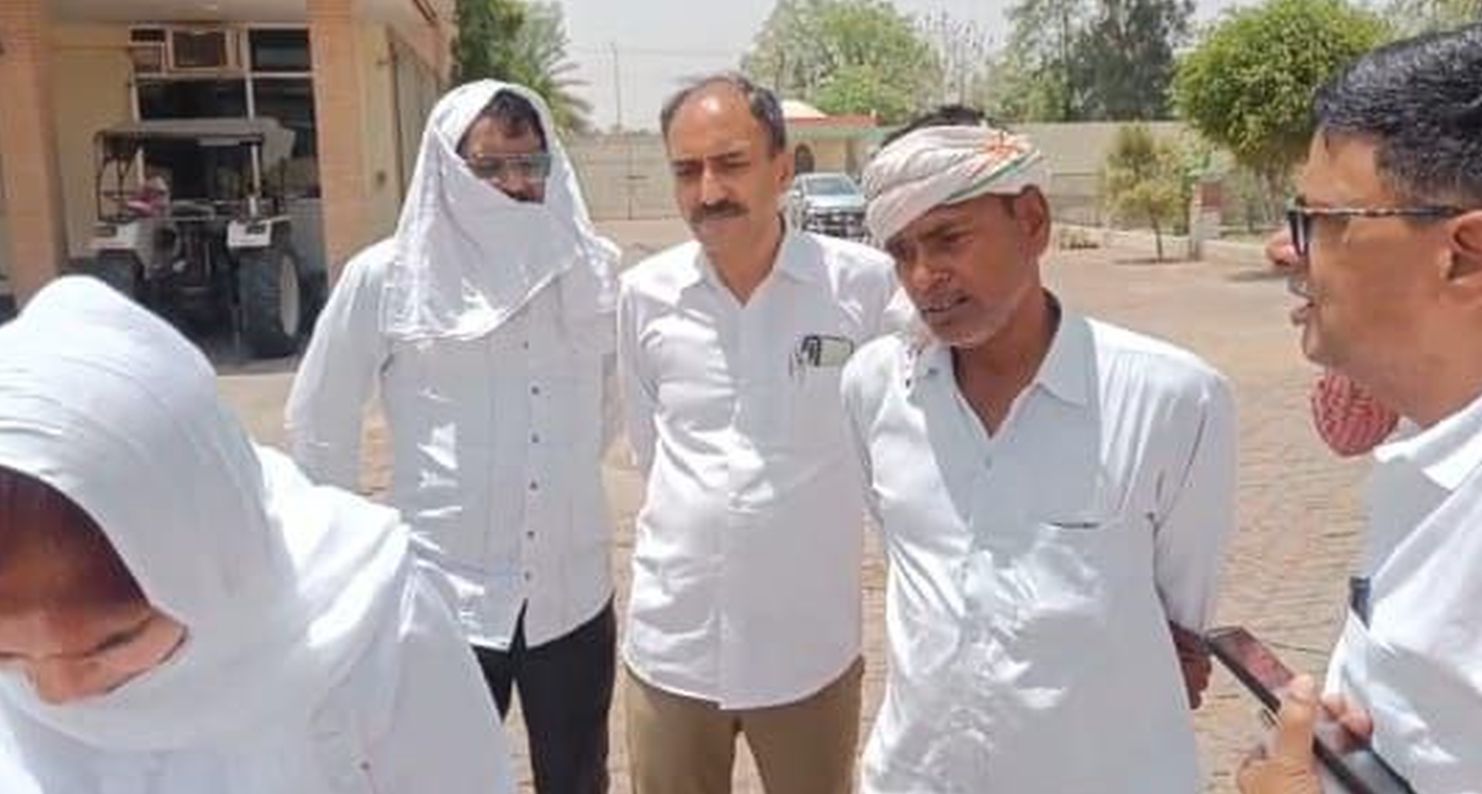 कलक्टर के निर्देश पर गठित टीम ने जांची हकीकत, एफसीआई के मार्का लगे 1500 थैले मौके पर मिले