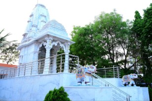 होसपेट में बना राजेश्वर भगवान का मंदिर।