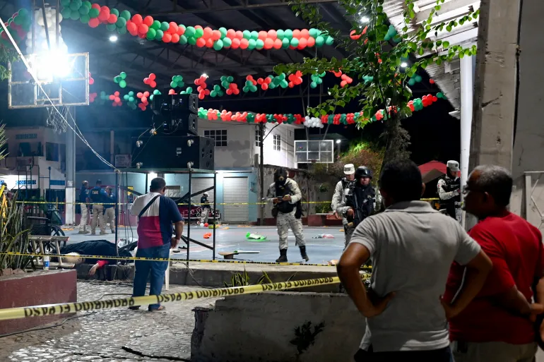 Mayoral candidate Yesenia Lara and three others were shot dead during a live election campaign in Mexico.