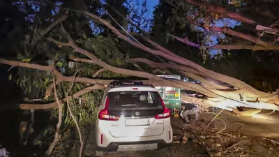 CG Weather: छत्तीसगढ़ में आज भी तेज आंधी के साथ बिजली गिरने की चेतावनी, 18 जिलों में येलो अलर्ट जारी 