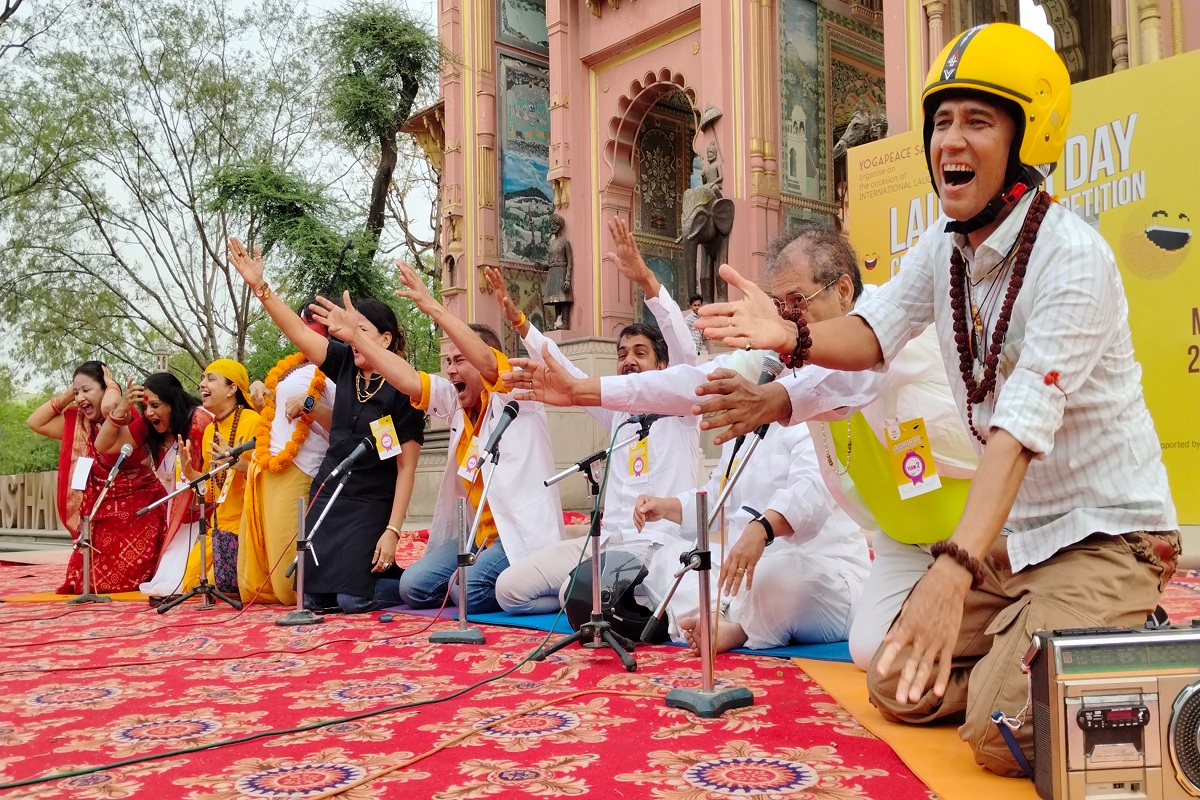 World Laughter Day 2025: जयपुराइट्स ने लूटा हंसी का खजाना, वीडियो में देखें
पत्रिका गेट पर सजी हंसोड़ों की महफिल