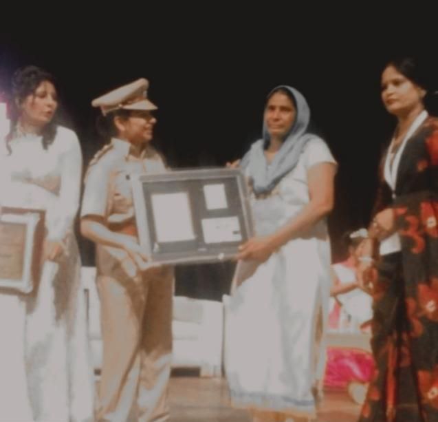 विभिन्न सामाजिक संगठनों की ओर से सम्मान 