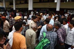 भीलवाड़ा रोडवेज बस स्टैंड पर युवक ने युवती को मारी गोली - image