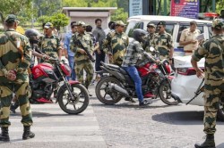 दुश्मन का विमान आने की सूचना… एयरबेस बचाने के लिए फैलाया डीजल, तत्कालीन बाड़मेर
कलक्टर ने सुनाई 54 साल पहले की दास्तां - image